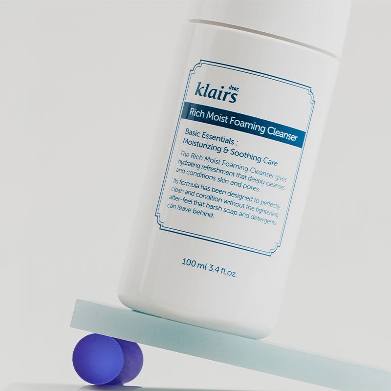 KLAIRS Rich Moist Foaming Cleanser